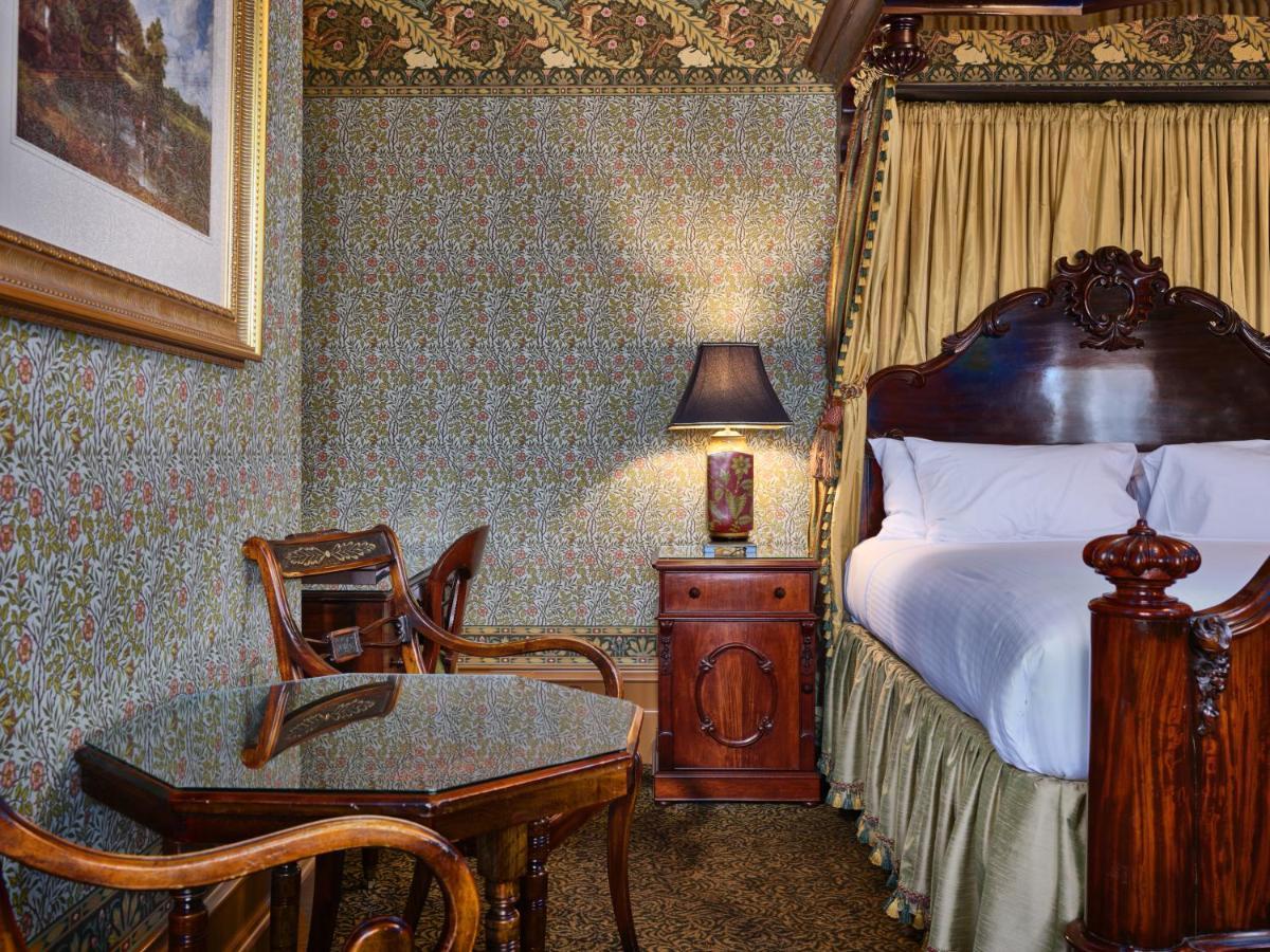 克雷格皇家酒店 巴拉兰特 外观 照片 A bedroom at the hotel