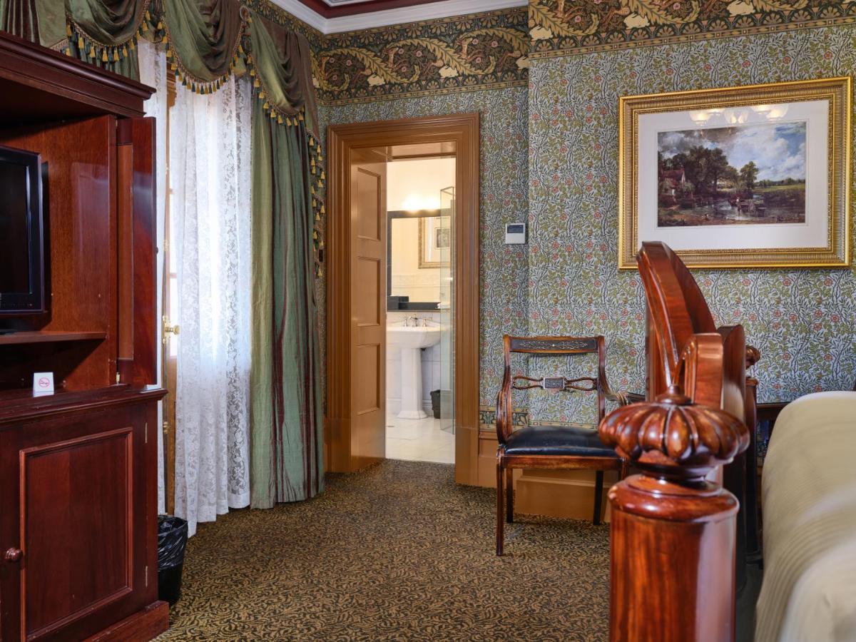 克雷格皇家酒店 巴拉兰特 外观 照片 A room at the Inn
