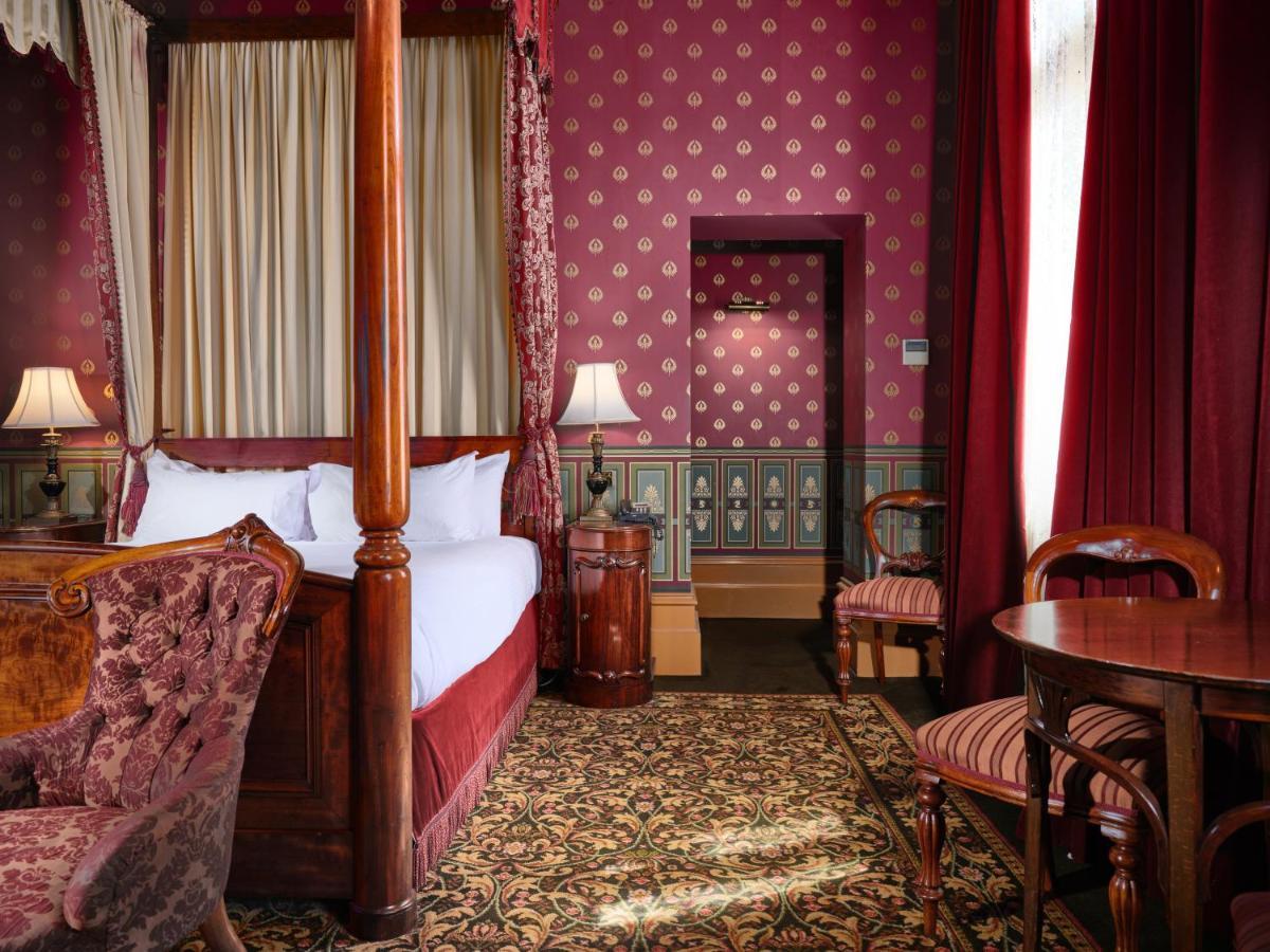 克雷格皇家酒店 巴拉兰特 外观 照片 A bedroom at the hotel