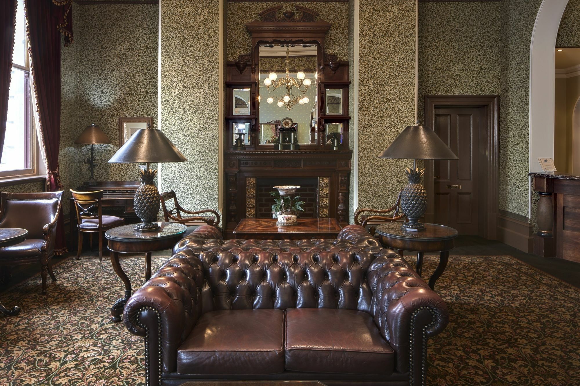 克雷格皇家酒店 巴拉兰特 外观 照片 The library at the hotel